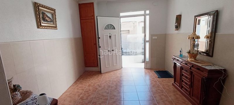 Foto c010493a-9403-488f-ab8e-3e3c512c9345. Planta baixa a Norte Santa Pola