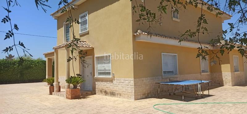 Foto c563aeae-4f11-4d8d-ba22-632f03577733. Xalet amb calefacció piscina a Torrellano Elche / Elx
