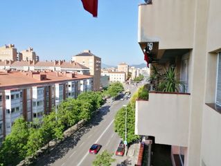 Etagenwohnung in Eixample Nord