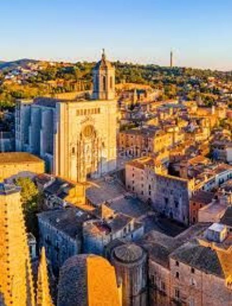 Foto 8d691451-19c8-48ed-b41d-01719a405399. Piso en Eixample Sud-Migdia Girona