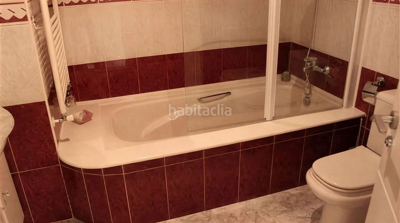 Foto c5fa05bc-870f-4ac8-9402-69fd92432502. Casa a Centre Lloret de Mar