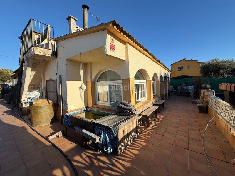 Foto 36699a58-c2e1-4e23-8d56-33c1e81519d7. Xalet amb aparcament piscina a Llagostera
