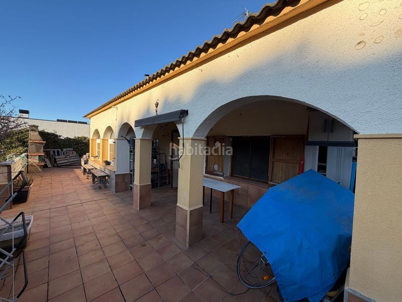 Foto 52ce285d-46ad-4e8c-8477-0d94477ebb79. Xalet amb aparcament piscina a Llagostera