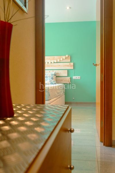 Foto 3d20e9f8-0a0a-46c4-8980-631690761f6a. Xalet amb piscina a Llagostera