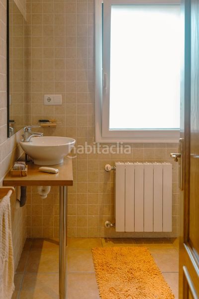 Foto bc562e1c-e7d1-451c-a0d2-de0c58a4f35d. Xalet amb piscina a Llagostera