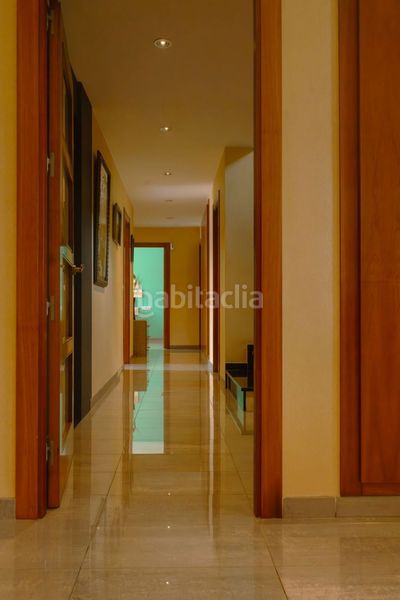 Foto e087b5be-8fd3-45fb-8923-8d8ddb58450a. Xalet amb piscina a Llagostera