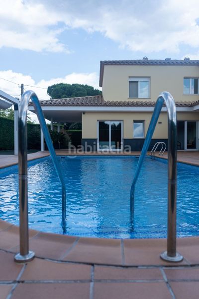 Foto fb249563-1919-4a30-be22-ef12f34d347c. Xalet amb piscina a Llagostera
