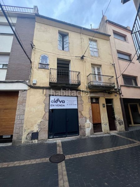 Foto 5d255b09-1e9b-4564-9c12-2774b70f1dcd. Edificio en Santa Coloma de Farners