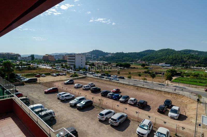 Foto 0fea77b7-0451-4418-bce5-c2a4686d8f66. Edifici a Malgrat de Mar