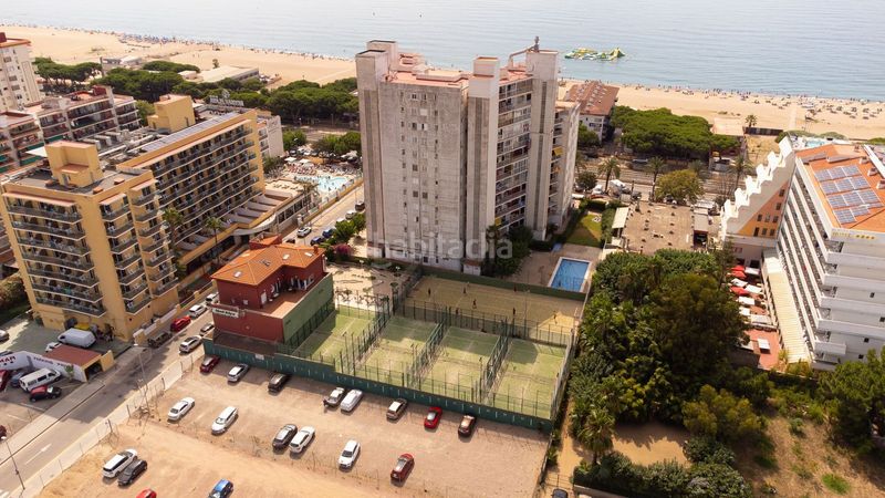 Foto a3ee24c9-05f9-4e5d-8079-5e034afc800b. Edifici a Malgrat de Mar