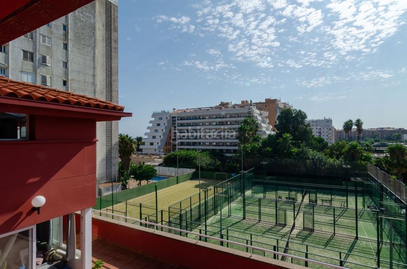 Foto beb6dc93-e5bb-4ec9-a6c2-cddddaded9b0. Edifici a Malgrat de Mar