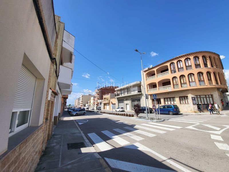 Foto 46b2a545-80f9-4a73-8cbb-41d98d6ce7a7. Edificio en Ulldecona