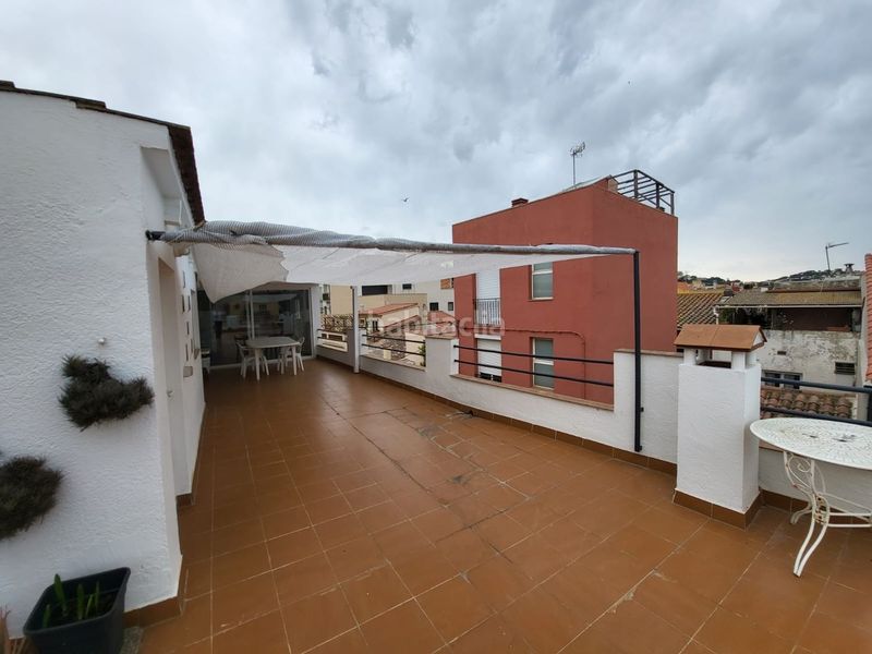 Foto fc0938cb-3cc6-4c10-8b3f-db9923f9797c. Chalet en Eixample Sant Feliu de Guíxols
