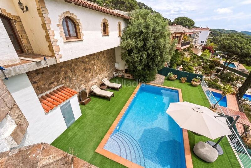 Foto 5739285a-df6c-43b9-9ea9-93ea12e4eea3. Xalet amb aparcament piscina a Roca Grossa Lloret de Mar