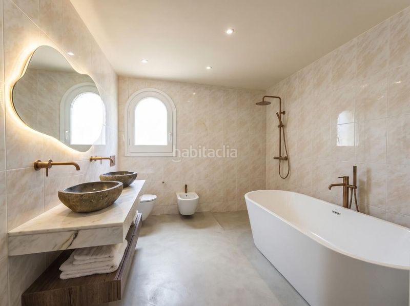 Foto 7bdd0e22-3934-43d7-b26b-c315e1456f3d. Xalet amb aparcament piscina a Roca Grossa Lloret de Mar