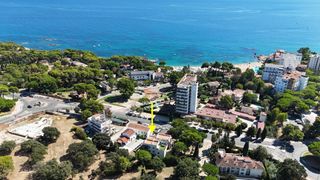 Appartement  Calle de les camèlies. Inversión con licencia turística  rentabilidad 6,2 anual  a 3 mi