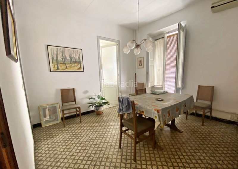 Foto d861229d-c080-44aa-b7dc-91e2a83255fd. Edificio en Amer