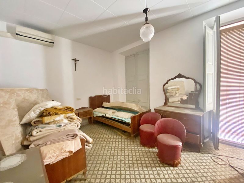 Foto ac9d2ae7-ebf7-42c2-bef2-cf8072a95351. Edifici a Amer