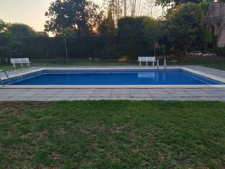 Planta baixa  Carrer carrer montseny. Bajo con terraza, piscina y parking en pleno centro de santa col
