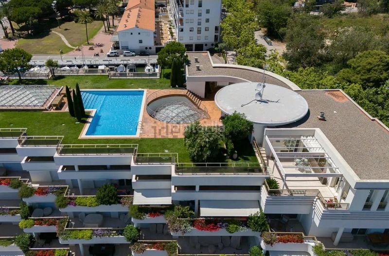 Foto 0d5a2580-4113-4875-b680-86c532ee4386. Pis amb calefacció aparcament piscina a Port d´Aro Platja d´Aro