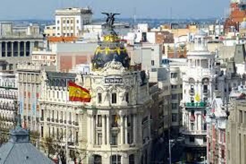 Foto 3516cc3b-e49e-4d33-9aef-c747405bd288. Edifici a calle de lópez de hoyos 329 a Canillas Madrid