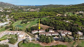 Appartement  Avenida avinguda canigó. Piso con patio privado en el golf de santa cristina daro