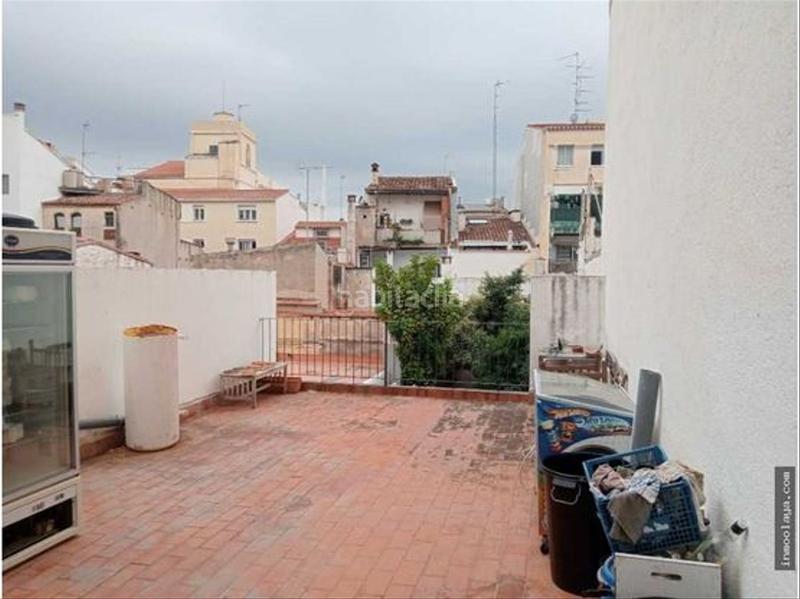 Foto c1ed7e95-7a9e-4f78-b404-6e3d8c0ddc84. Traspàs local comercial amb calefacció a Centre Mataró
