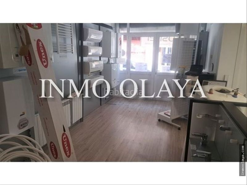 Foto 22edc68b-e22e-4f33-bd99-d7a084e35a5c. Local comercial amb calefacció a La Gavarra Cornellà de Llobregat