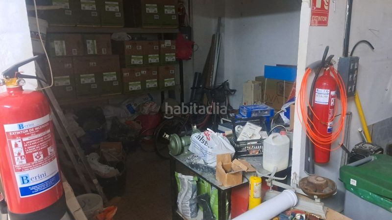 Foto 2b87de68-432d-42d6-b138-ac682ebf6a4e. Local comercial amb calefacció a La Gavarra Cornellà de Llobregat