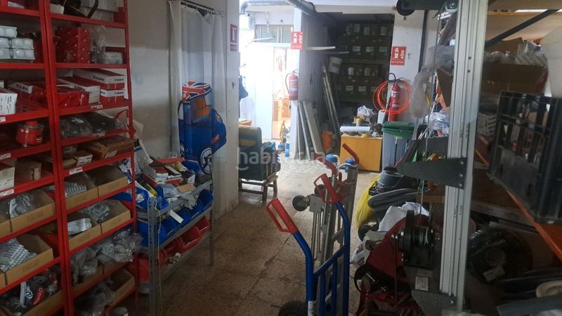 Foto 7c6fd40d-8272-4210-80eb-76655d041612. Local comercial amb calefacció a La Gavarra Cornellà de Llobregat