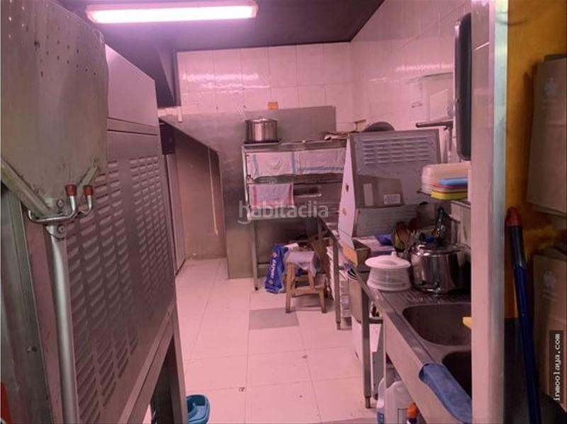 Foto 7cd63e6f-a498-47b5-8904-839528630b64. Traspaso local comercial traspaso bar rest. en nou barris en Barcelona