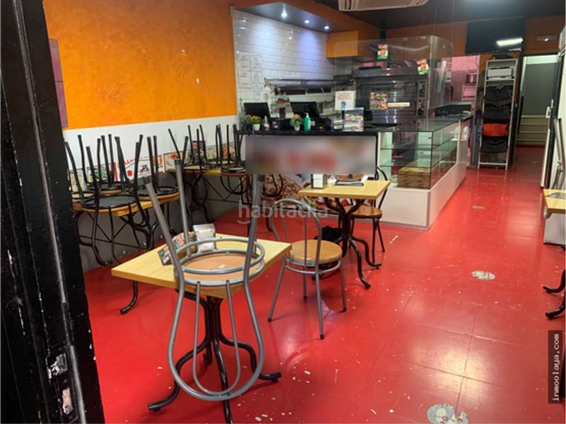 Foto b0b48c71-b795-4862-9aa9-cc17a0bdbd1c. Traspaso local comercial traspaso bar rest. en nou barris en Barcelona