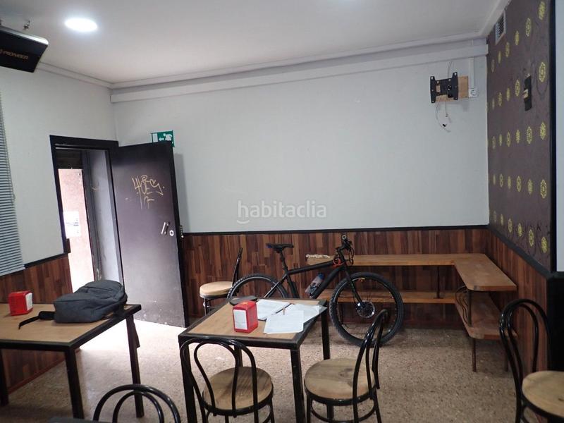Foto dc2fa0a8-6837-4f74-8eaa-01a94cb4be5c. Local comercial venta local comercial en viladec en Viladecans