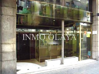 Pas-de-porte Local commercial à La Nova Esquerra de l´Eixample. Alquiler de local comercial