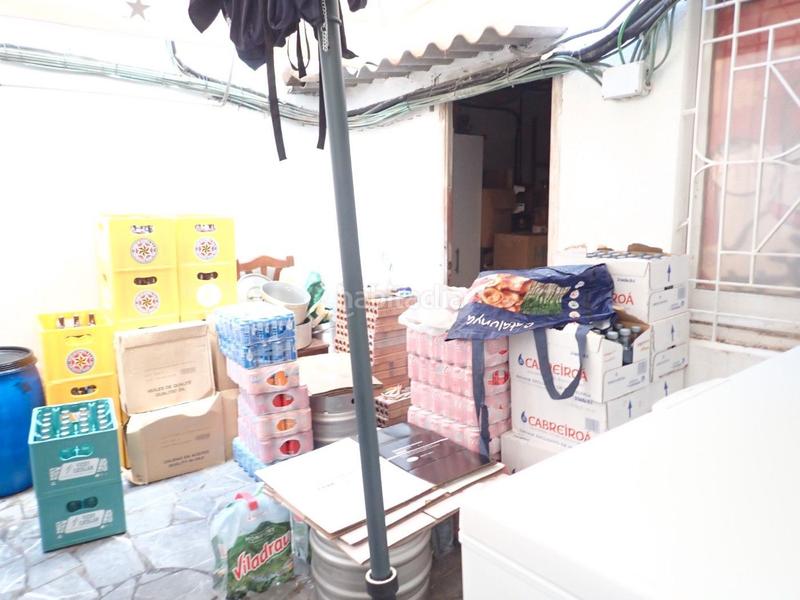 Foto 86a94eb2-9992-42dc-bbb8-d1df524f358b. Pas-de-porte local commercial avec chauffage dans Centre Sant Boi de Llobregat