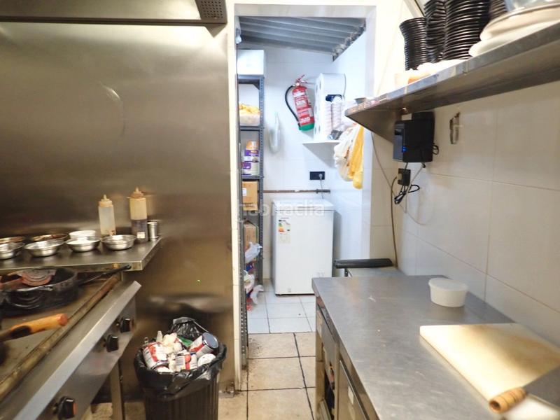 Foto 249343b1-dc75-43af-bc3e-1eda949906d0. Traspàs local comercial amb calefacció a Centre Sant Boi de Llobregat