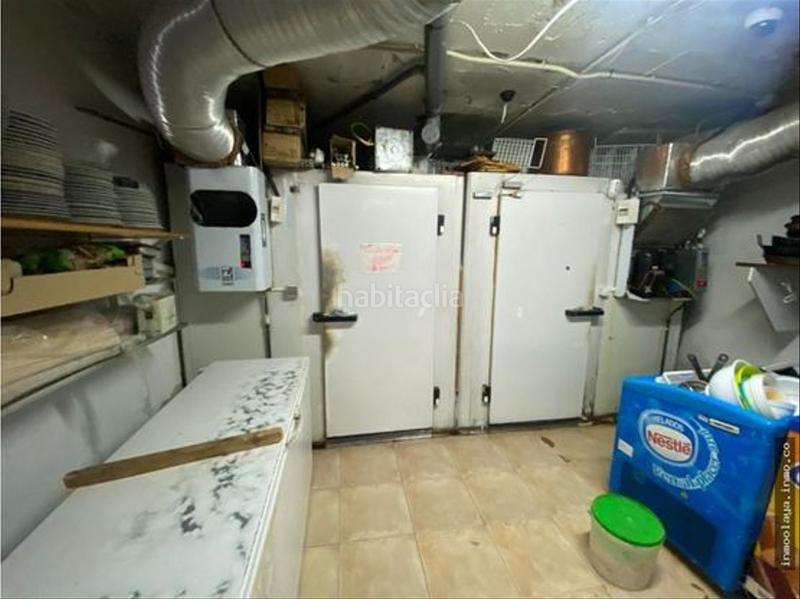 Foto 4c239d13-9f2b-46d2-9353-603f3ae7dc3b. Umzug geschäftsraum mit heizung in Centre Blanes