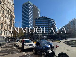 Lloguer Oficina a Barri de les Corts. Alquiler oficina de 651 m2 turo