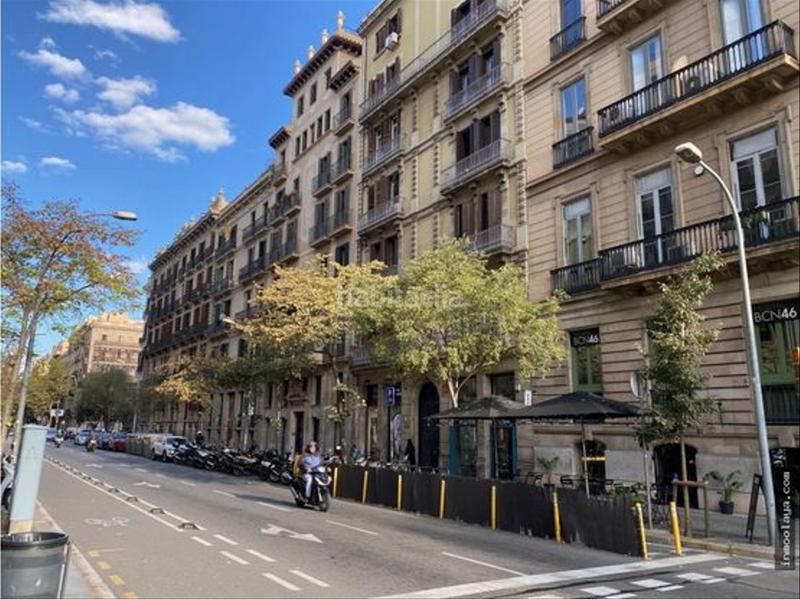 Foto a2ddd2fc-1fc0-4e36-a50b-09a8f226dca7. Parking voiture dans L´Antiga Esquerra de l´Eixample Barcelona