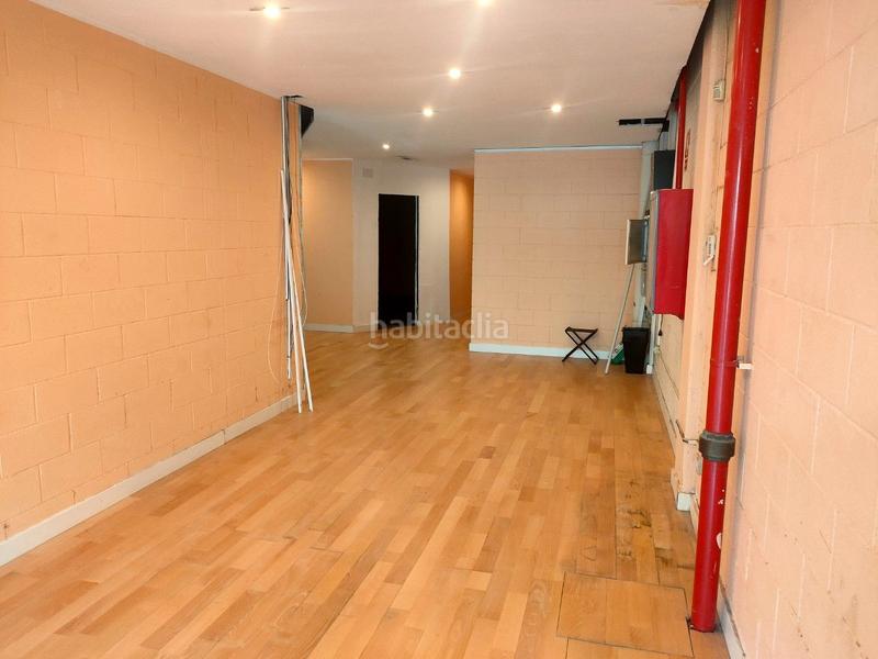 Foto 45fbcd69-d7ed-4ab0-b80c-0b10f8a48637. Fabrikhalle mit heizung in Centre Badalona