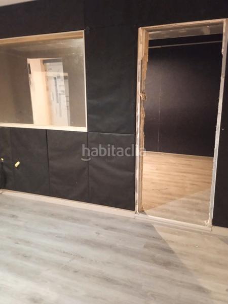 Foto 48f3a9c5-a509-4bcd-88ef-7877119f708f. Fabrikhalle mit heizung in Centre Badalona