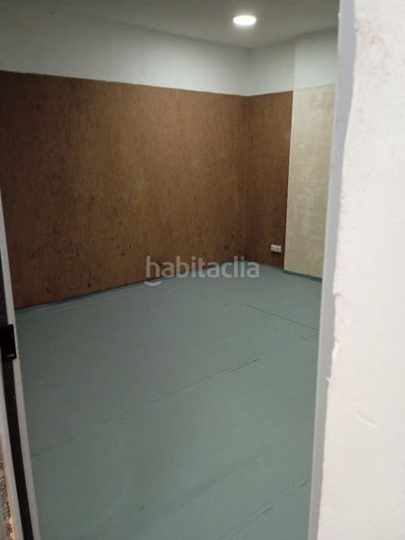 Foto 513f79a3-9549-42f0-9f11-4b529f75aee4. Fabrikhalle mit heizung in Centre Badalona