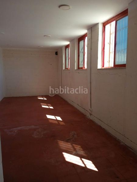 Foto 7bceef84-943b-4559-910b-251120c7cc1e. Fabrikhalle mit heizung in Centre Badalona