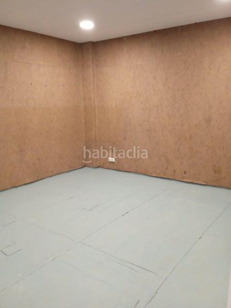 Foto a90ae727-2703-4ba0-bc40-43de928b4cd0. Fabrikhalle mit heizung in Centre Badalona