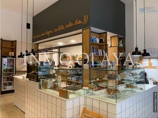 Umzug Geschäftsraum in El Parc i la Llacuna del Poblenou. Pastelería degustación. poblenou