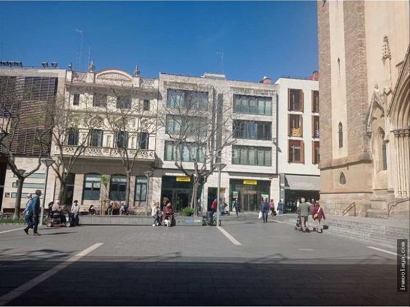 Foto 61a84e58-5eb5-4ebd-8ec3-c09295dab655. Local comercial amb calefacció a Centre Sabadell