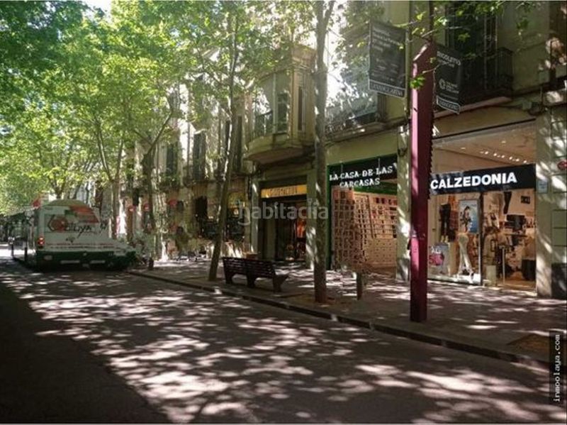 Foto 9b394ff1-4ff8-4cf2-83d0-f3d01e22faca. Local comercial amb calefacció a Centre Sabadell