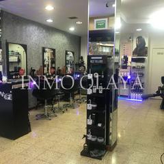 Traspaso Local Comercial en La Guineueta. Peluquería en nou barris