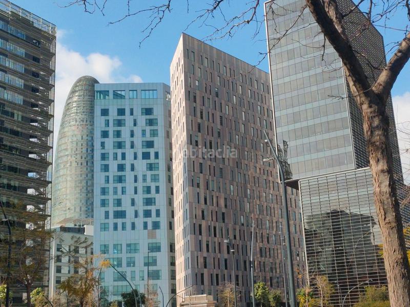 Foto adb36f4d-0342-4f0a-8c14-6777dec27f78. Trapasso locale commerciale con riscaldamento in Raval Barcelona