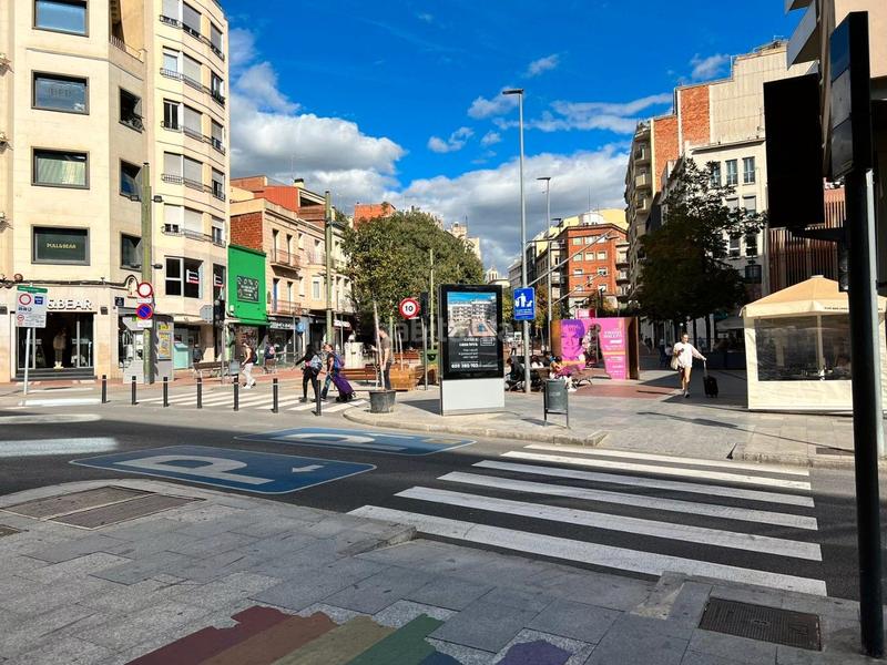 Foto 9ae8992b-f41c-4ae2-bd9c-0f7656e8a42d. Local comercial venta local comercial en Barri del Centre Terrassa